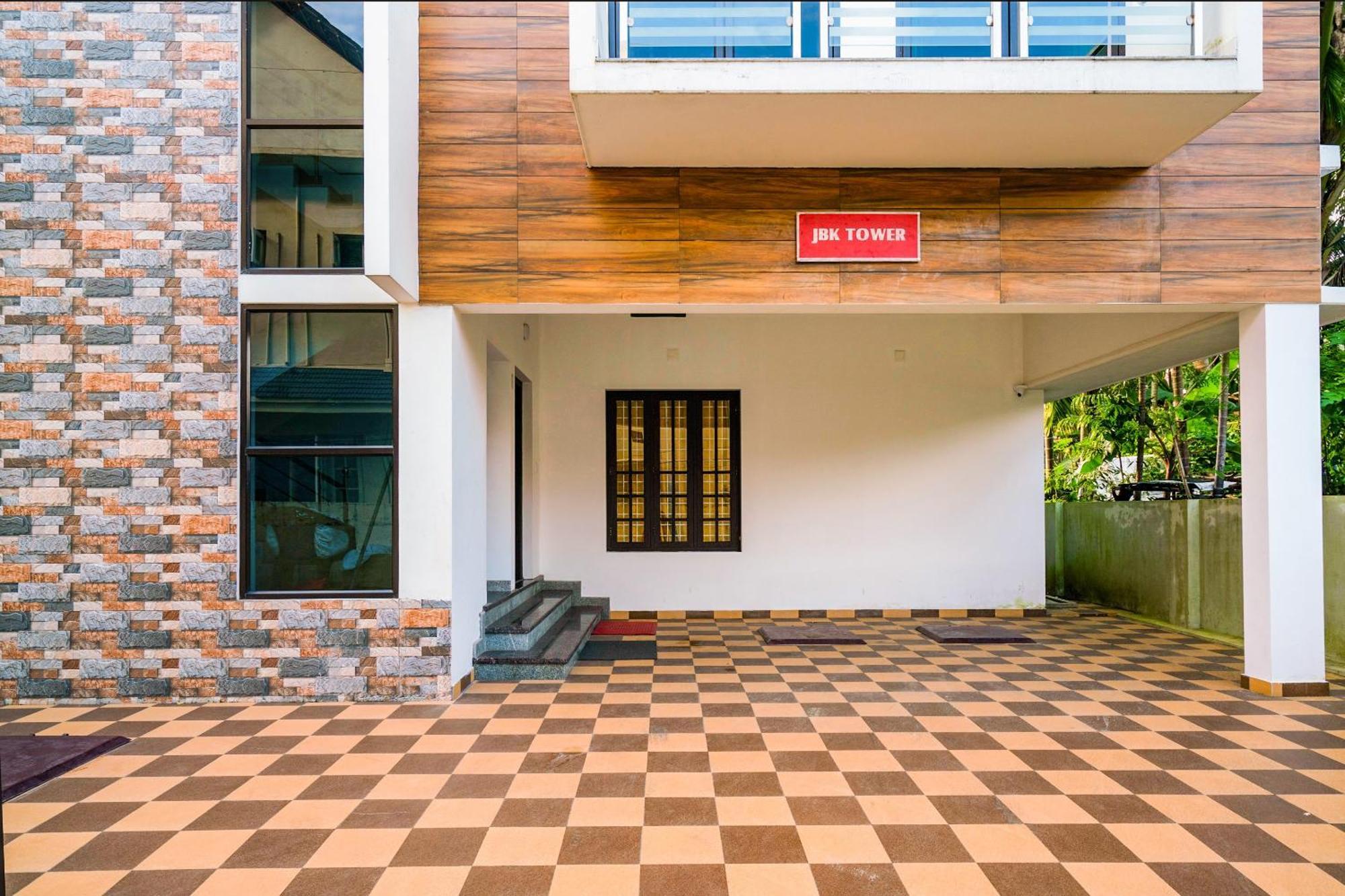 Hotel O Thykoodam Apartments Kochi Dış mekan fotoğraf