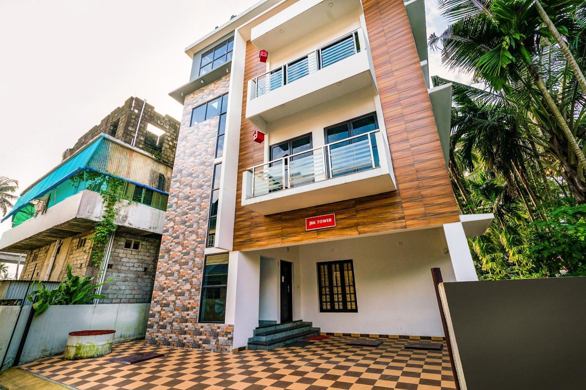 Hotel O Thykoodam Apartments Kochi Dış mekan fotoğraf